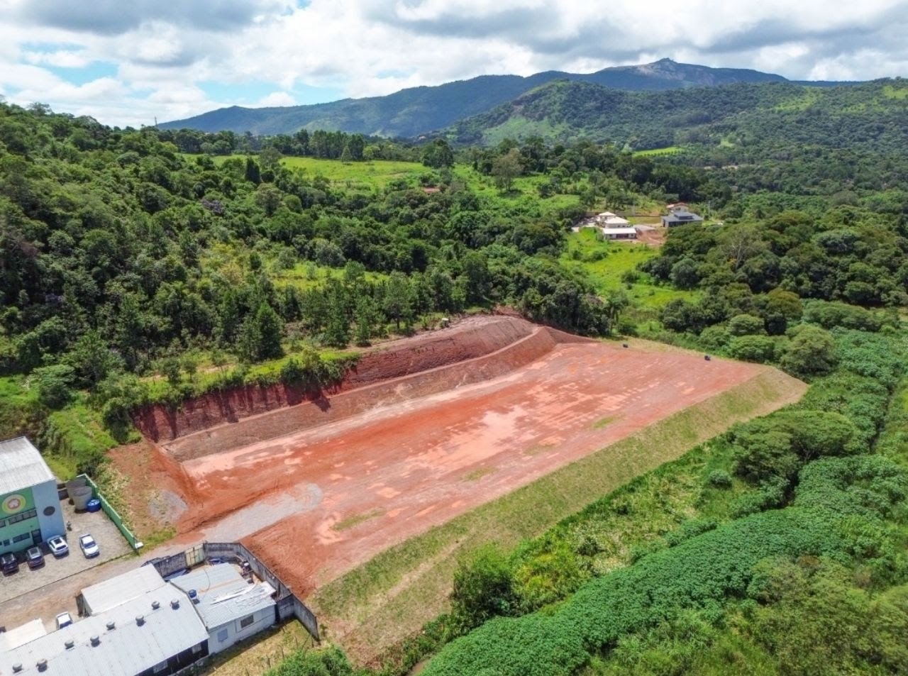 Foto do imóvel: Ponto Comercial à Venda, 8.575 m² em Jardim Jaraguá - Atibaia
