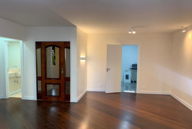 Imagem Apartamento com 4 Quartos para Alugar, 143 m² em Santa Teresinha - São Paulo