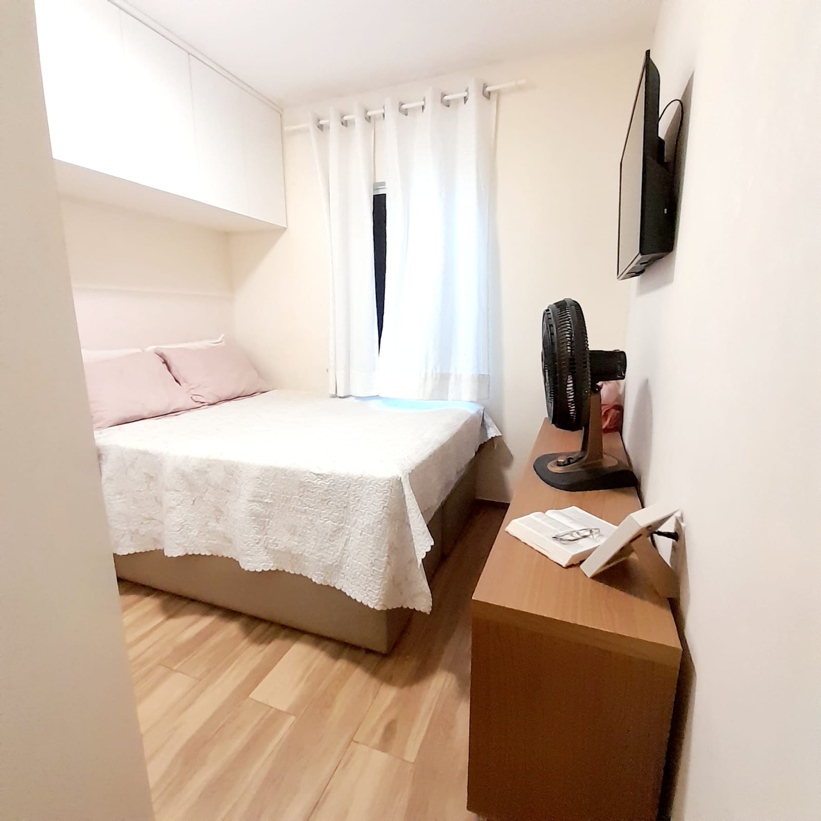 Imagem Apartamento com 2 Quartos à Venda, 45 m²em Itaperi - Fortaleza