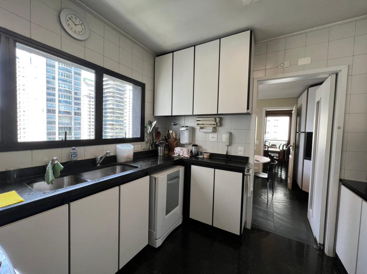 Foto do imóvel: Apartamento com 4 Quartos à Venda ou Locação, 220 m² em Itaim Bibi - São Paulo