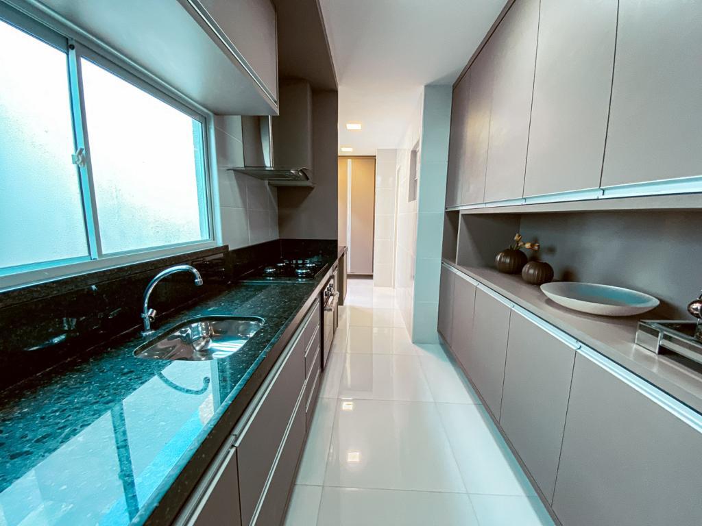 Foto do imóvel: Apartamento com 3 Quartos à Venda, 107 m² em Centro - Eusébio