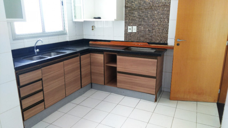 Apartamento com 4 Quartos à Venda, 119 m²em Nova Suiça - Goiânia