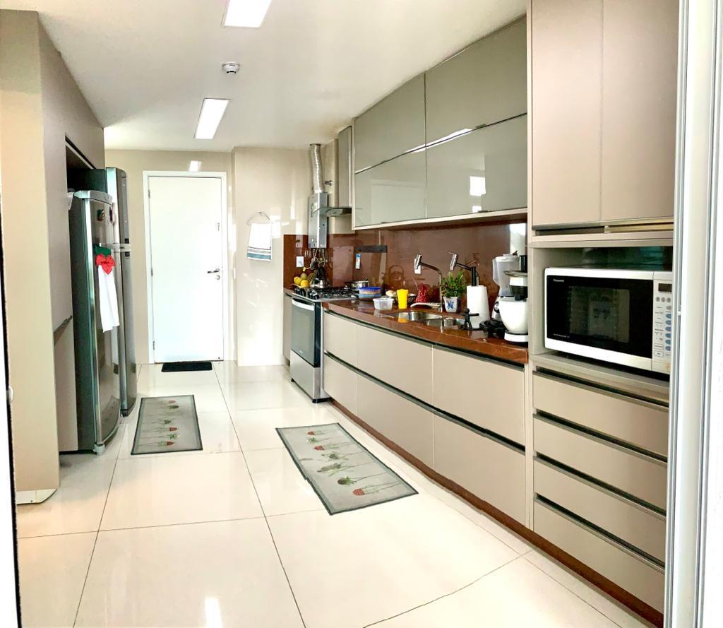 Foto do imóvel: Apartamento com 3 Quartos à Venda, 208 m²em Tirol - Natal