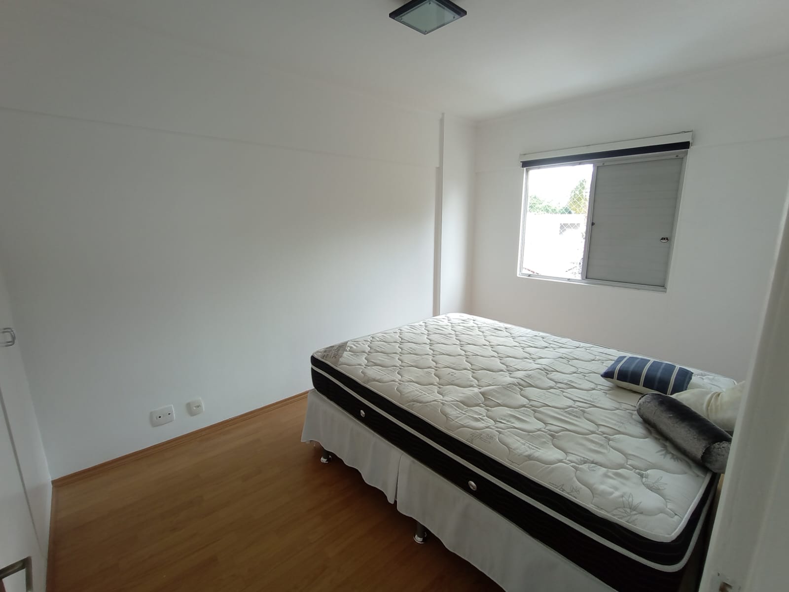 Imagem Apartamento com 2 Quartos à Venda, 75 m²em Jardim São Dimas - São José dos Campos