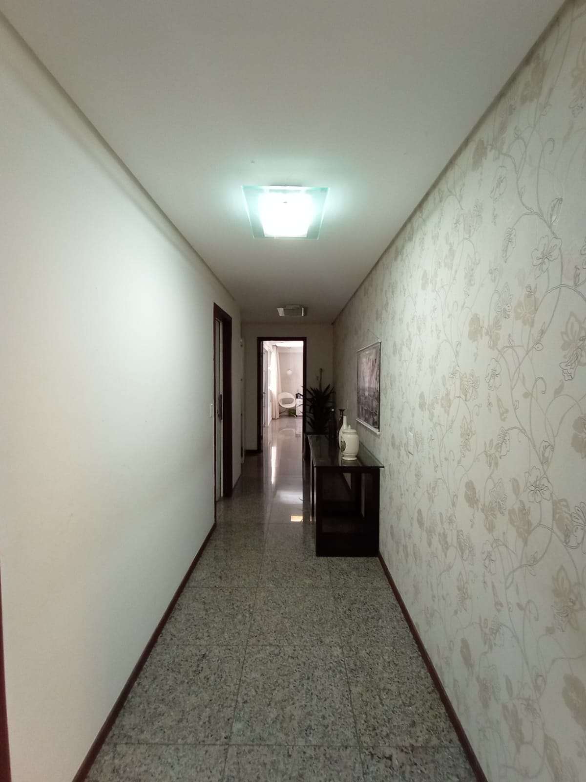 Imagem Apartamento com 4 Quartos à Venda, 315 m²em Guararapes - Fortaleza