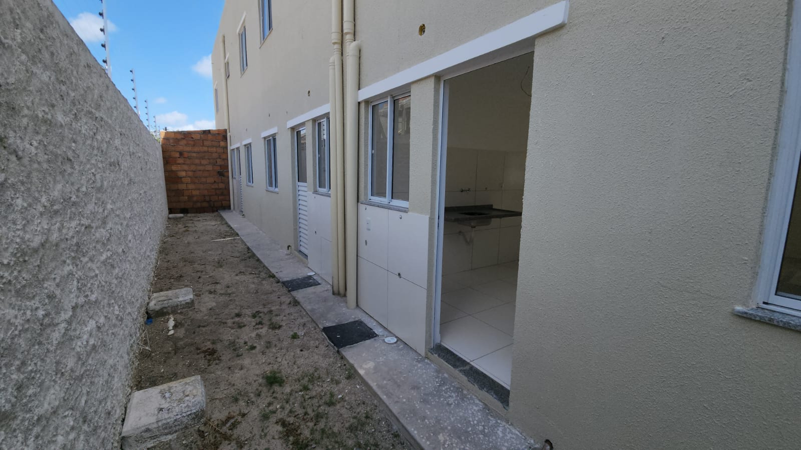 Imagem Casa de Condomínio com 3 Quartos à Venda, 78 m²em Vila de Abrantes (Abrantes) - Camaçari