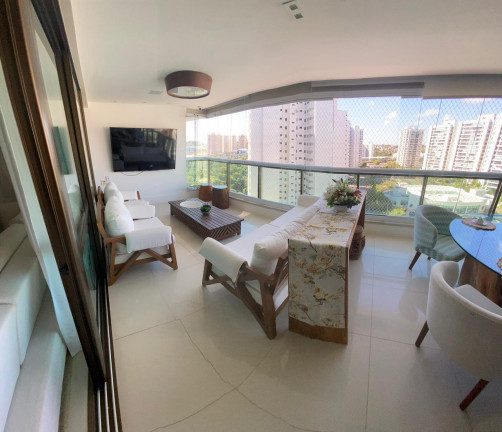 Apartamento com 4 Quartos à Venda, 243 m² em Patamares - Salvador