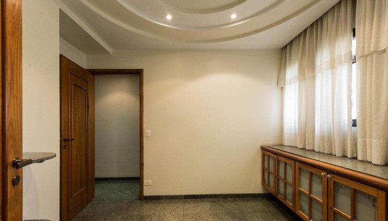 Imagem Apartamento com 4 Quartos à Venda, 250 m² em Planalto Paulista - São Paulo