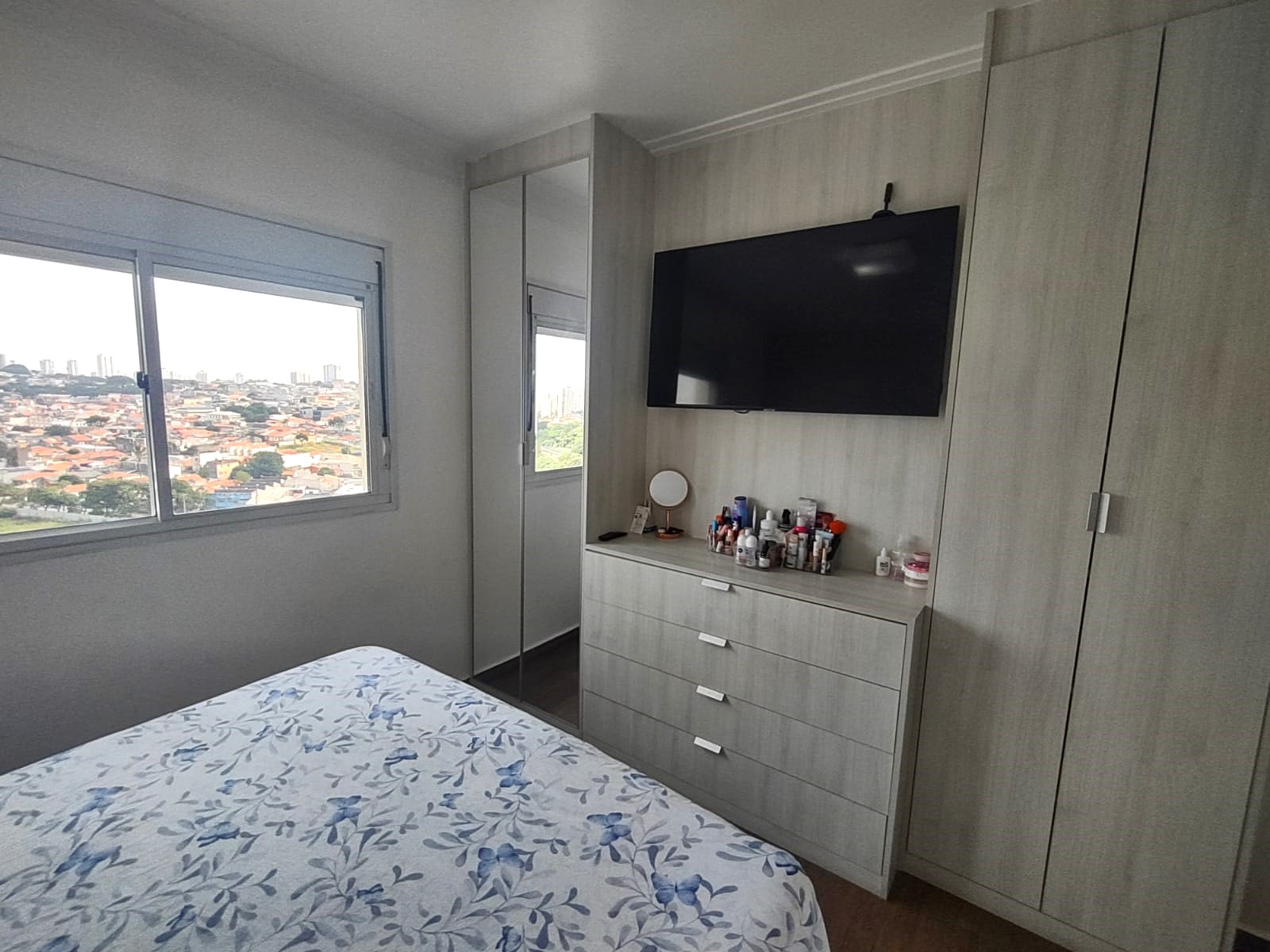 Imagem Apartamento com 2 Quartos à Venda, 77 m²em Jardim Avelino - São Paulo
