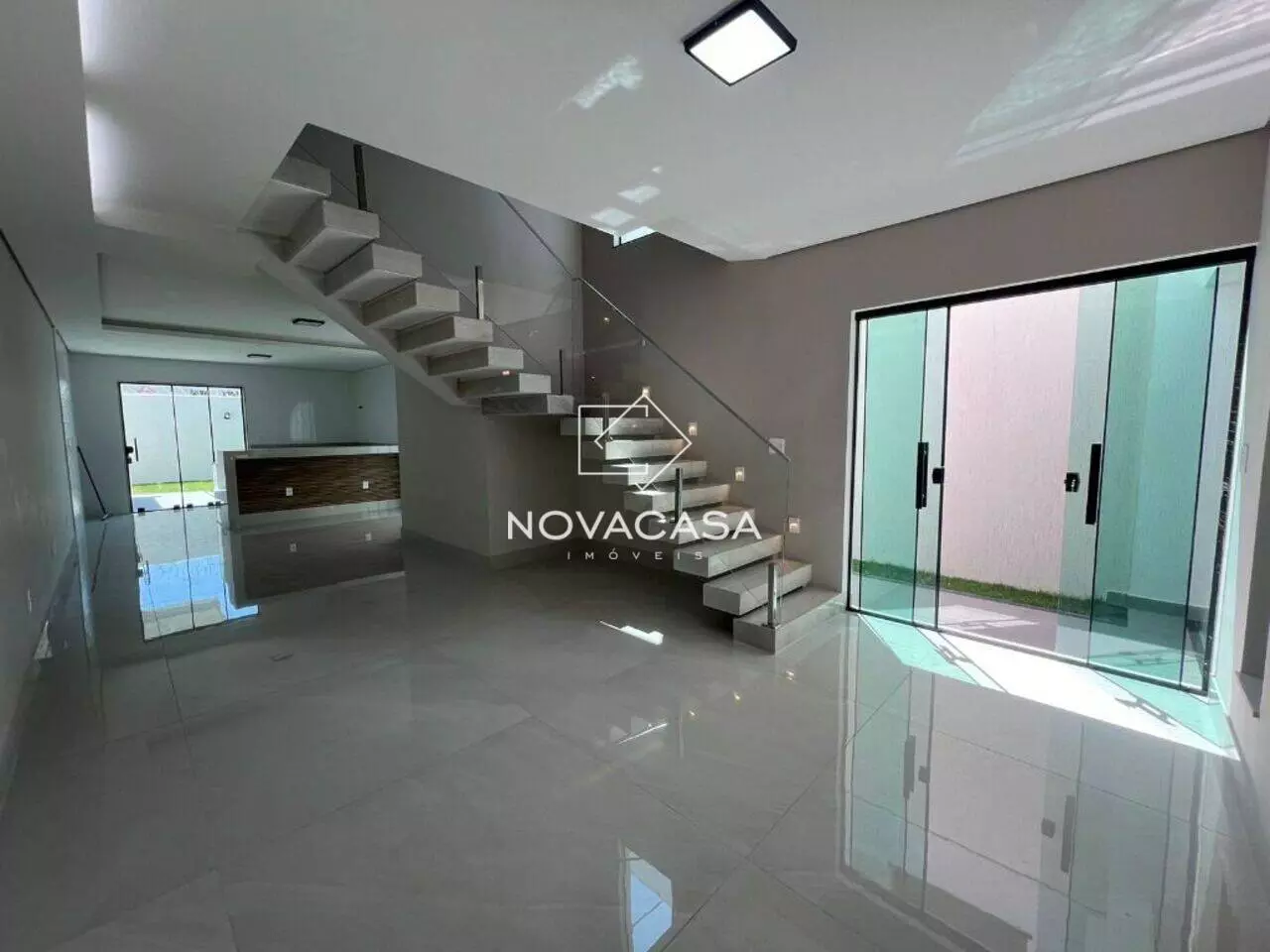 Foto do imóvel: Casa com 4 Quartos à Venda, 150 m² em Planalto - Belo Horizonte Foto do imóvel: Casa com 4 Quartos à Venda, 150 m² em Planalto - Belo Horizonte