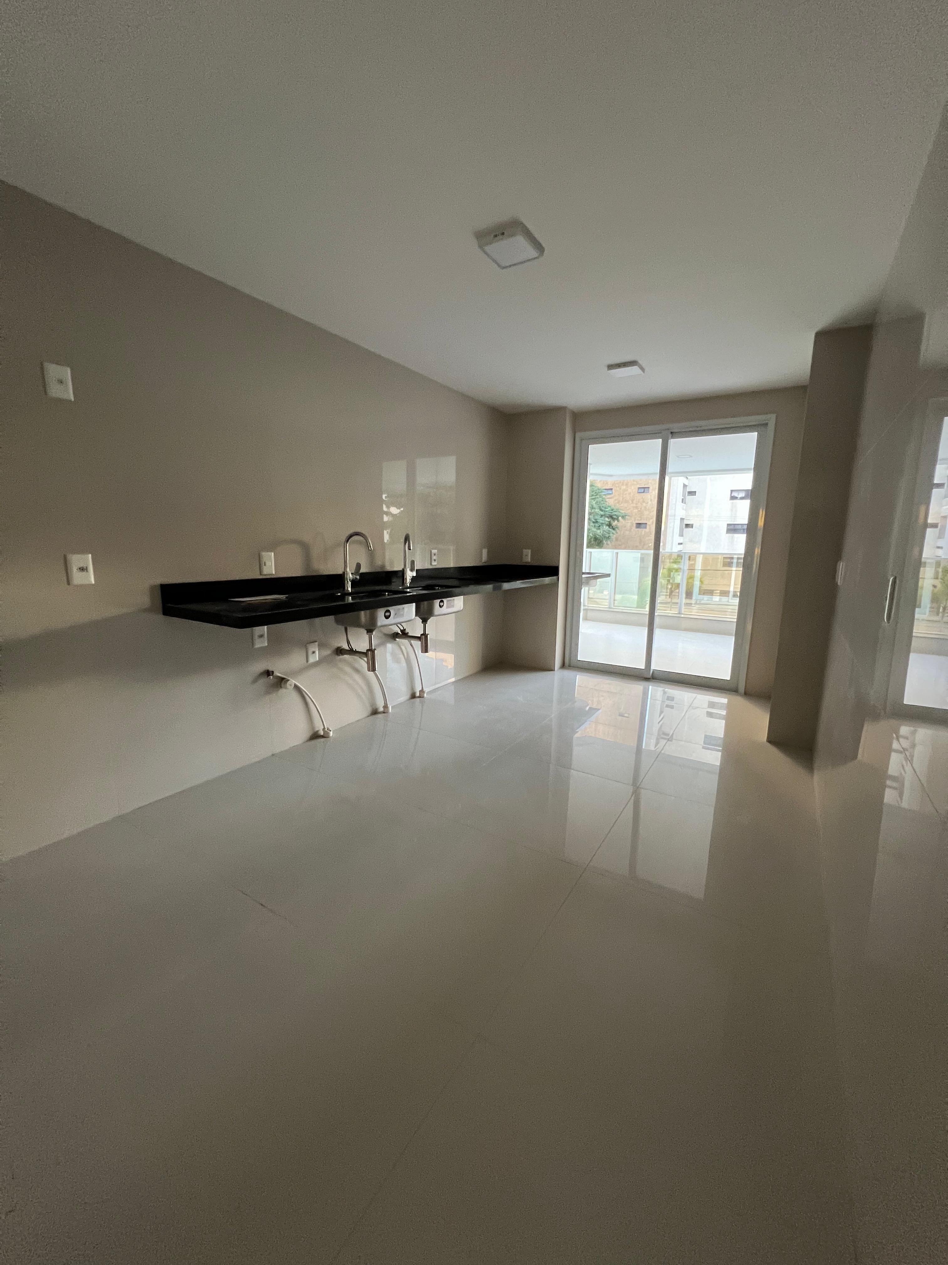 Foto do imóvel: Apartamento com 4 Quartos à Venda, 230 m² em Meireles - Fortaleza