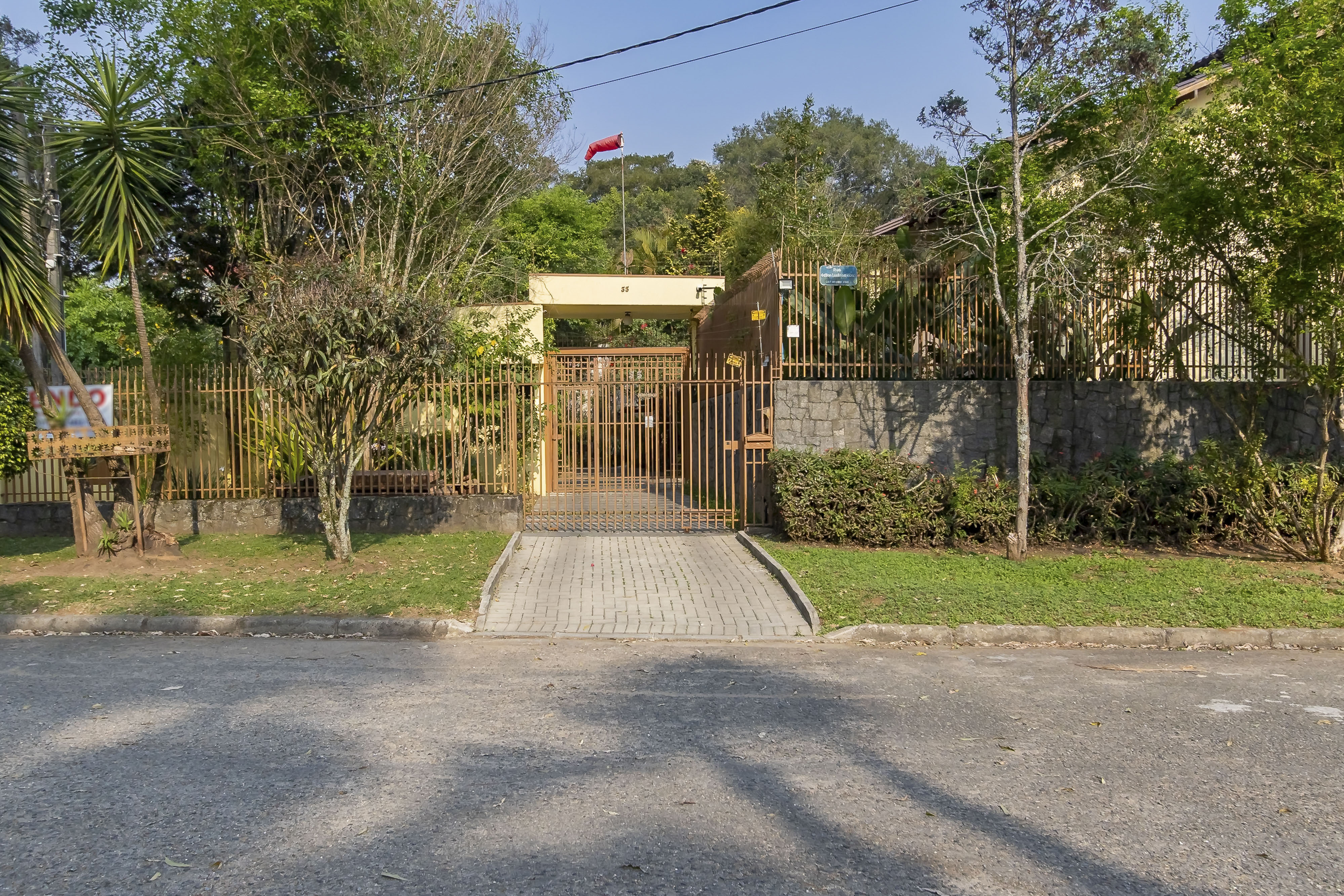Foto do imóvel: Sobrado com 3 Quartos à Venda, 278 m²em Vista Alegre - Curitiba