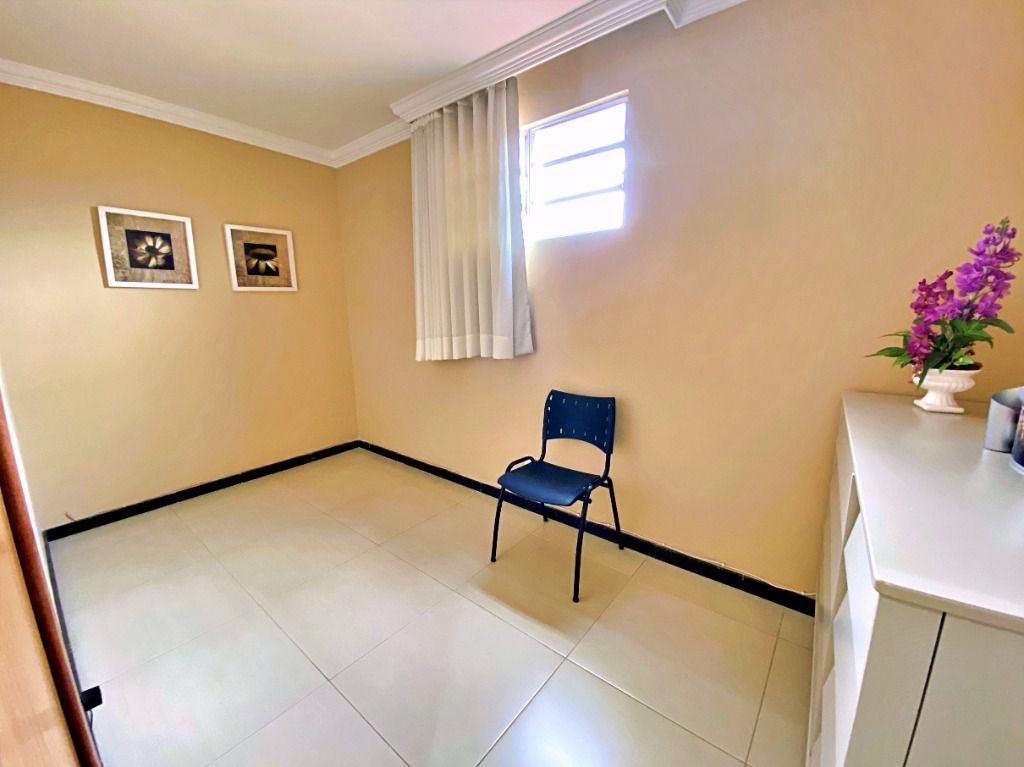 Foto do imóvel: Casa com 3 Quartos à Venda, 266 m² em Planalto - Belo Horizonte Foto do imóvel: Casa com 3 Quartos à Venda, 266 m² em Planalto - Belo Horizonte