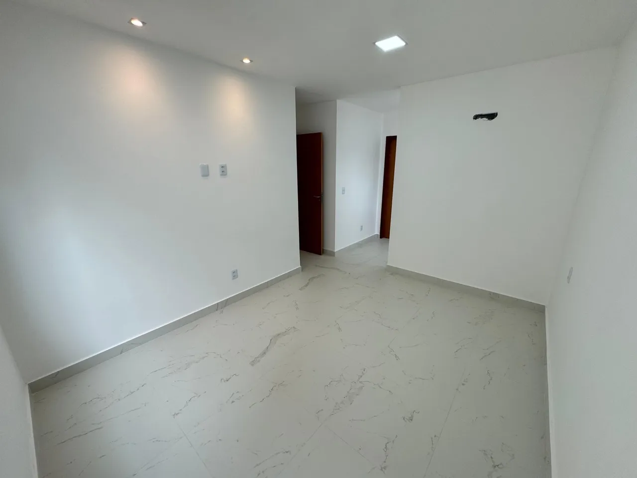 Foto do imóvel: Casa de Condomínio à Venda, 120 m²em Cajupiranga - Parnamirim