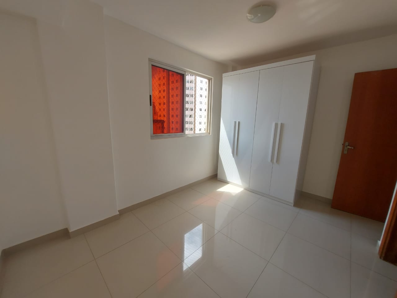 Apartamento com 3 Quartos à Venda, 76 m²em Setor Bueno - Goiânia