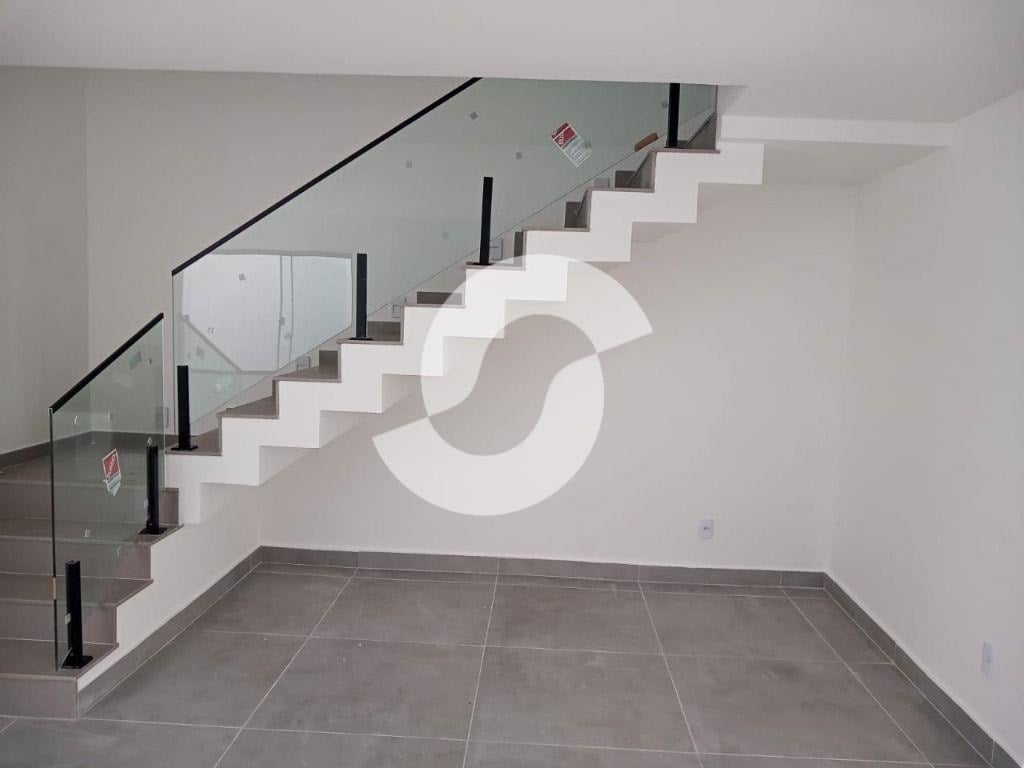 Foto do imóvel: Casa com 4 Quartos à Venda, 209 m² em Itaipu - Niterói