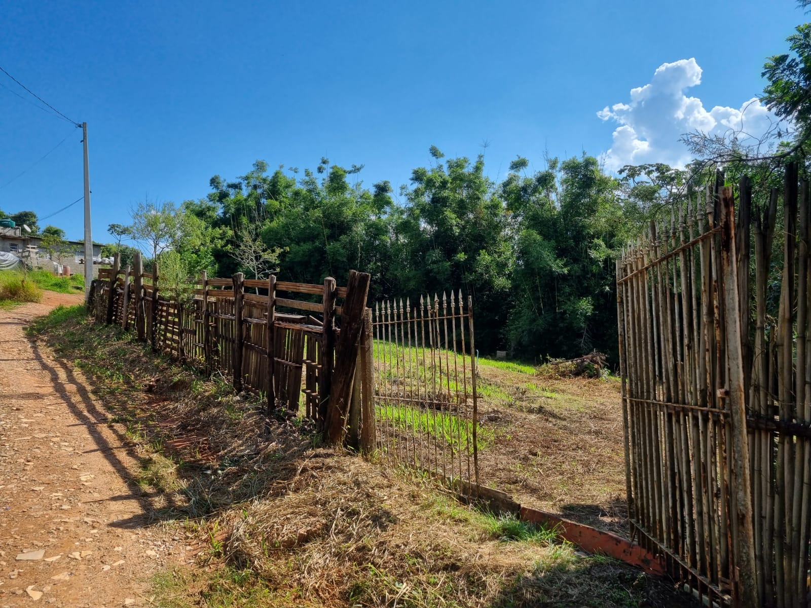 Foto do imóvel: Terreno à Venda, 946 m² em Rosário - Atibaia