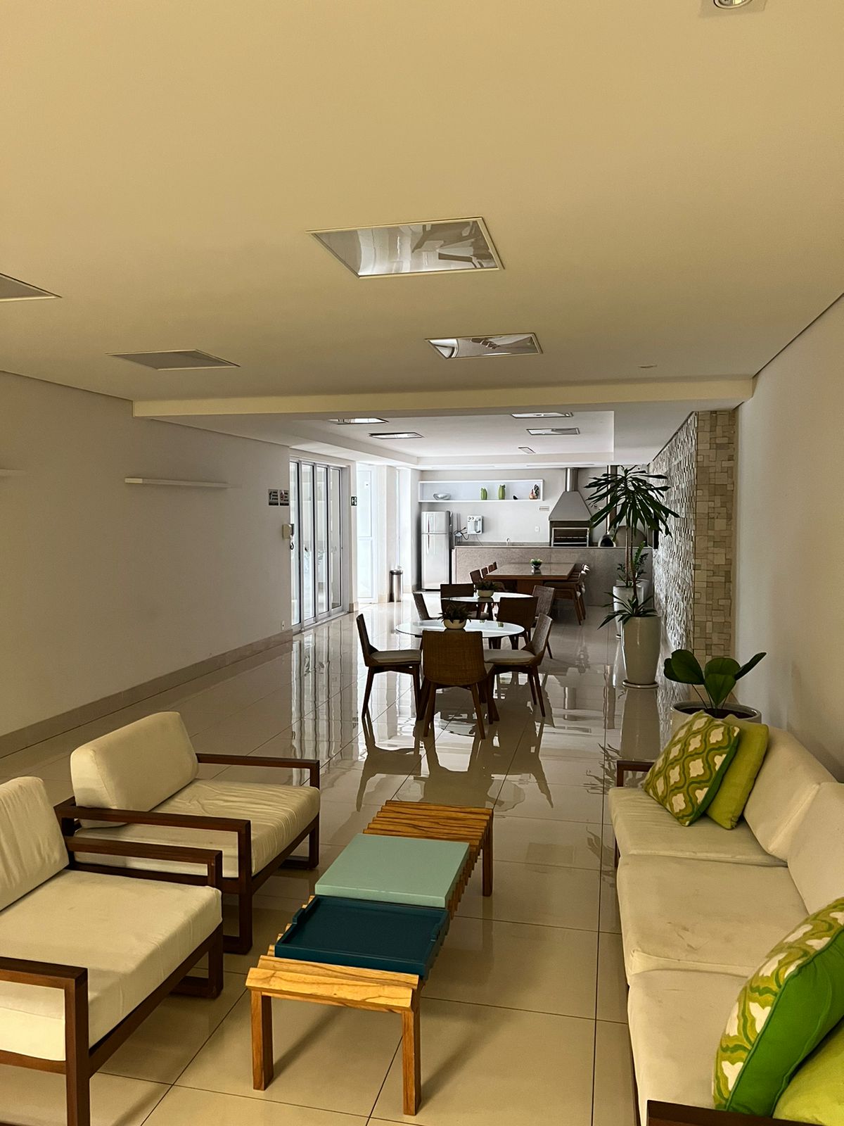 Apartamento com 2 Quartos à Venda, 64 m²em Setor Bueno - Goiânia