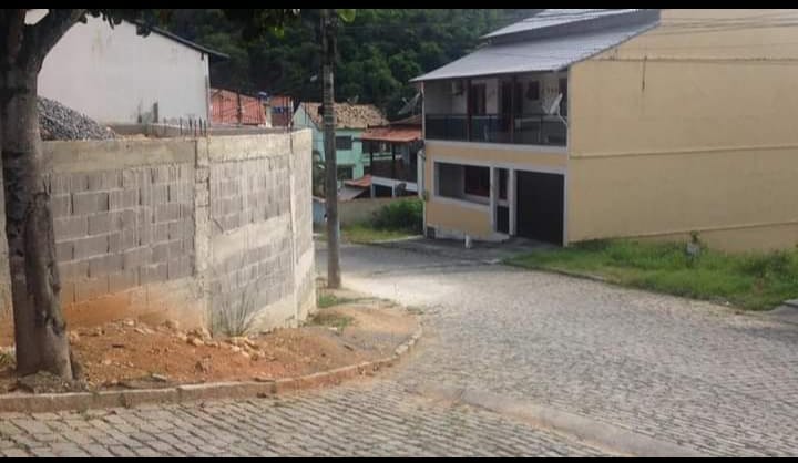Foto do imóvel: Terreno à Venda, 375 m²em Tribobó - São Gonçalo