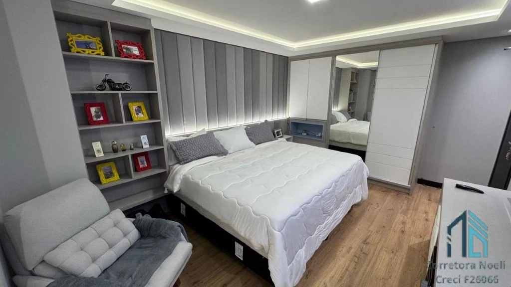 Foto do imóvel: Casa de Condomínio com 4 Quartos à Venda, 367 m² em Abranches - Curitiba