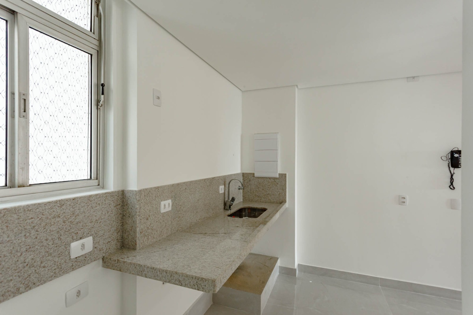 Apartamento com 3 Quartos à Venda, 105 m²em Sumaré - São Paulo