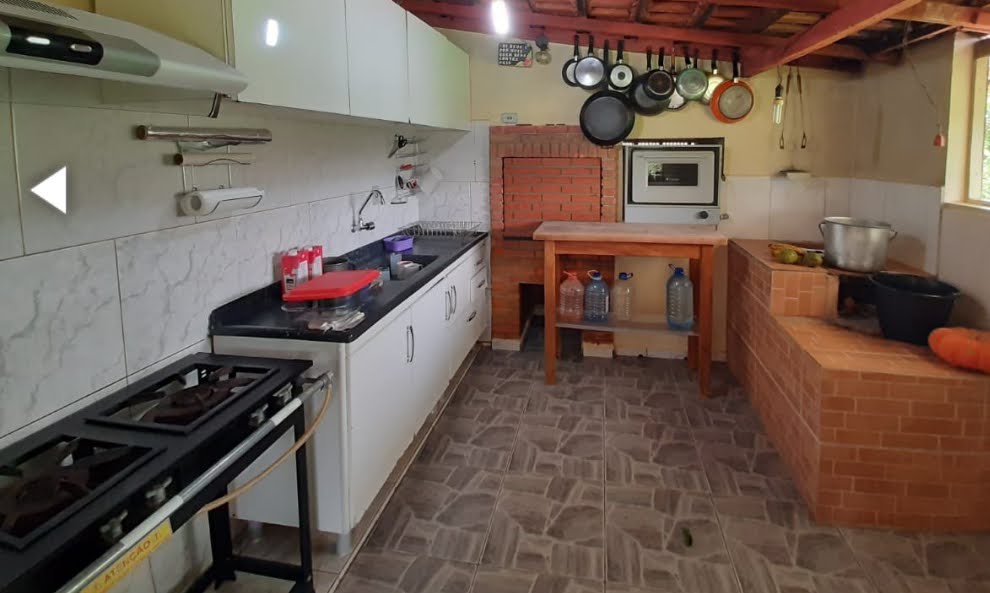 Foto do imóvel: Chácara com 4 Quartos à Venda, 440 m² em  - Sarapuí