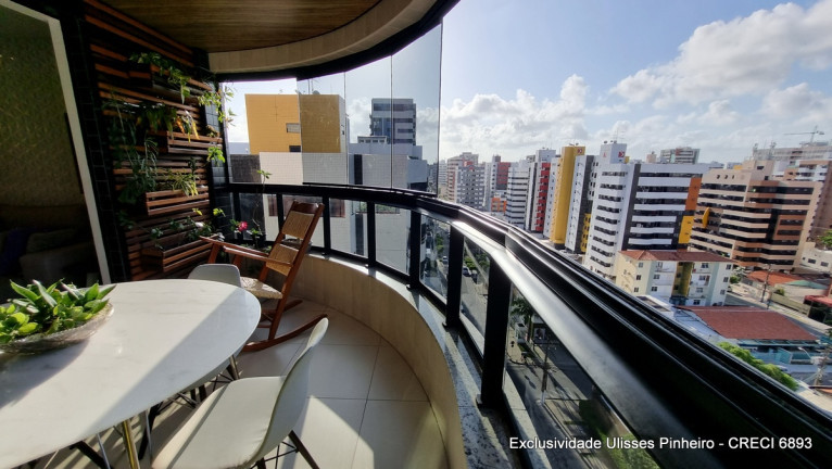 Imagem Apartamento com 3 Quartos à Venda, 122 m²em Ponta Verde - Maceió