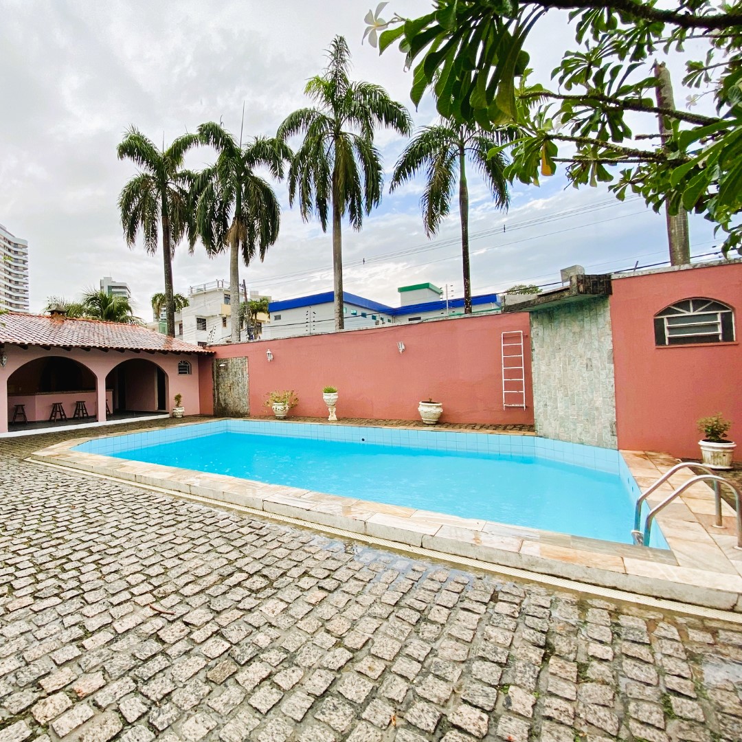Foto do imóvel: Casa com 4 Quartos para Alugar, 458 m²em Aleixo - Manaus