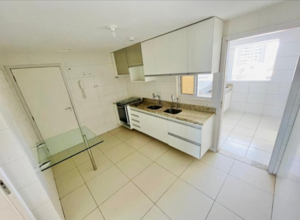 Imagem Apartamento com 3 Quartos à Venda, 127 m² em Lagoa Nova - Natal