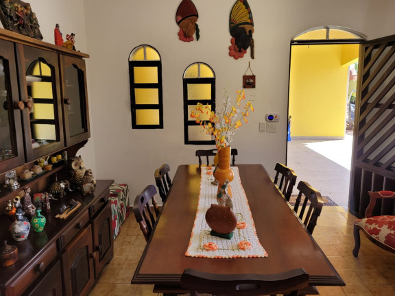 Imagem Casa com 7 Quartos à Venda, 298 m² em Jardim Suarão - Itanhaém
