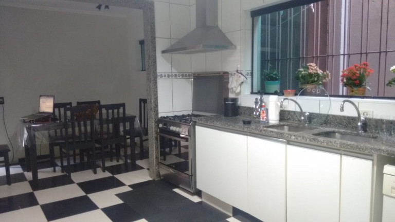 Imagem Casa com 6 Quartos à Venda, 400 m² em Cidade Vargas - São Paulo