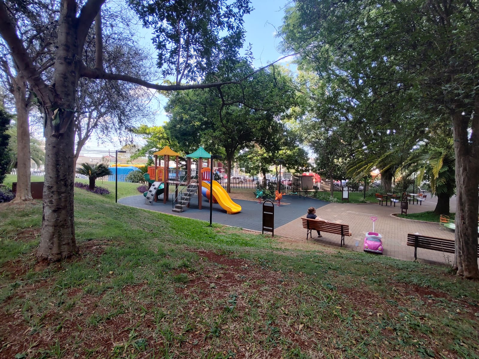 Foto do imóvel: Apartamento com 3 Quartos à Venda, 64 m²em Cláudia - Londrina