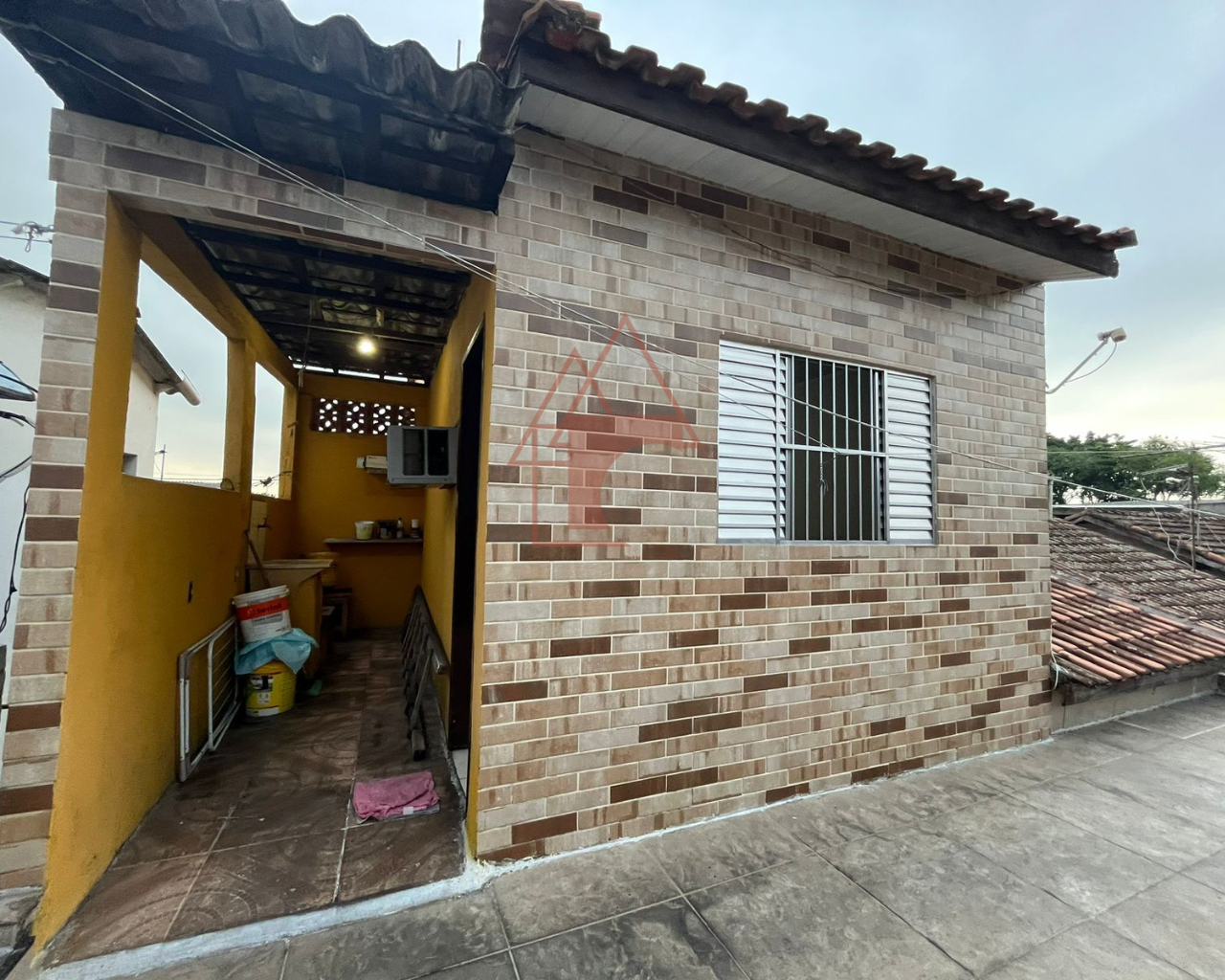 Imagem Sobrado com 3 Quartos à Venda, 144 m²em Jardim Costa e Silva - Cubatão