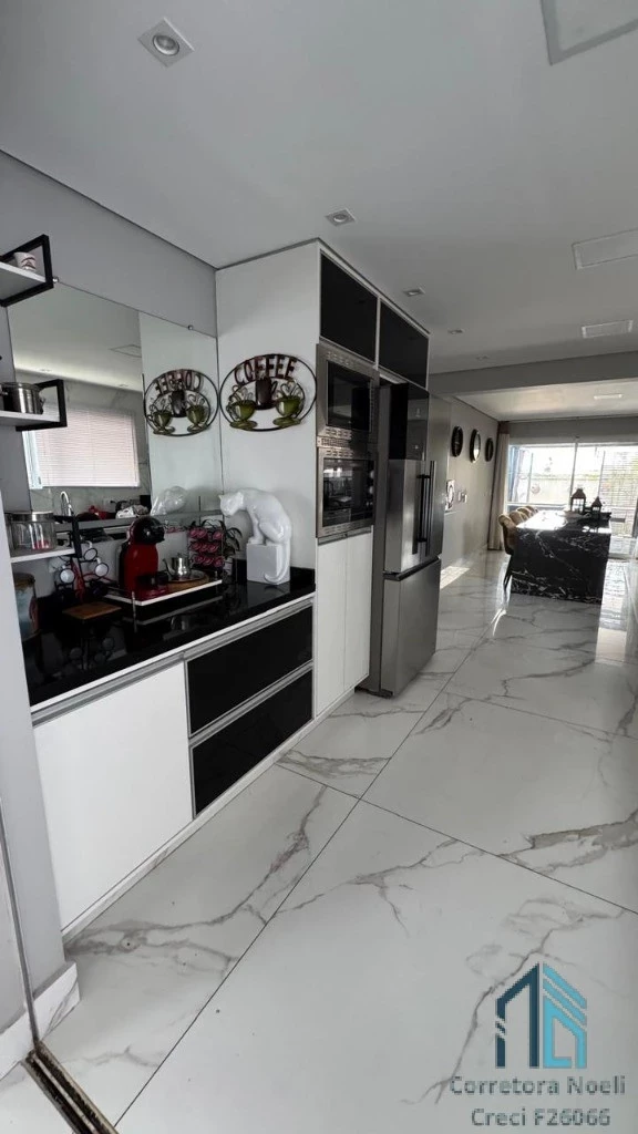 Foto do imóvel: Casa de Condomínio com 4 Quartos à Venda, 367 m² em Abranches - Curitiba