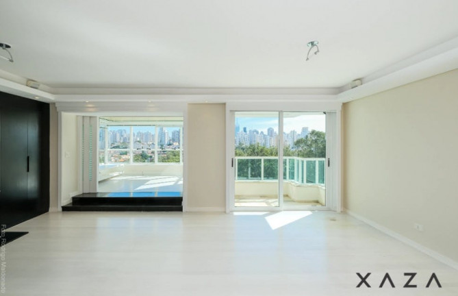 Apartamento com 3 Quartos à Venda, 248 m² em Cambuci - São Paulo