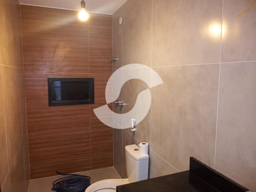 Foto do imóvel: Casa com 4 Quartos à Venda, 209 m² em Itaipu - Niterói