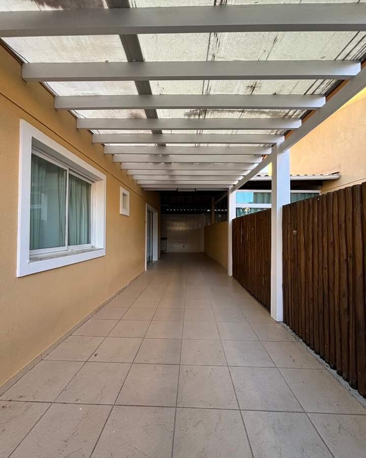 Imagem Casa de Condomínio com 4 Quartos à Venda, 170 m²em Centro  - Lauro de Freitas 