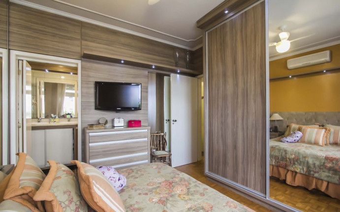 Imagem Apartamento com 4 Quartos à Venda, 155 m² em Bom Fim - Porto Alegre