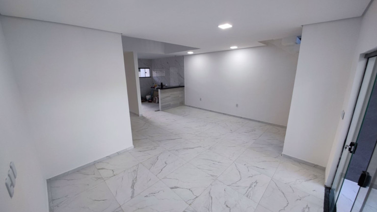 Imagem Casa com 3 Quartos à Venda, 123 m² em Coaçu - Eusébio