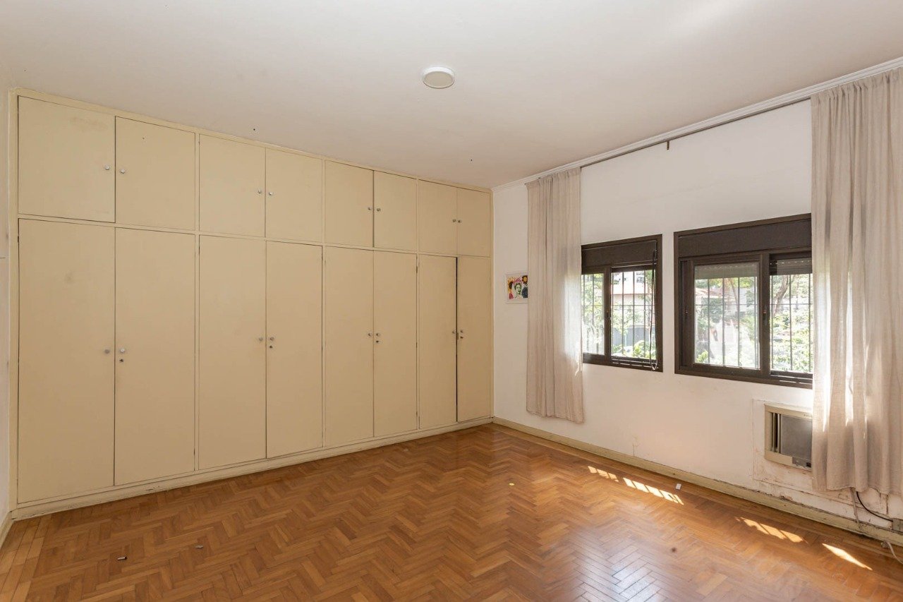 Foto do imóvel: Casa com 2 Quartos à Venda ou Locação, 237 m² em Cidade Monções - São Paulo