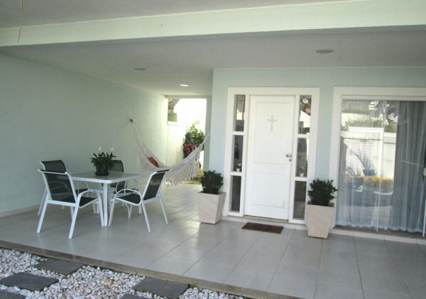 Casa com 4 Quartos à Venda, 257 m² em Barra da Tijuca - Rio de Janeiro