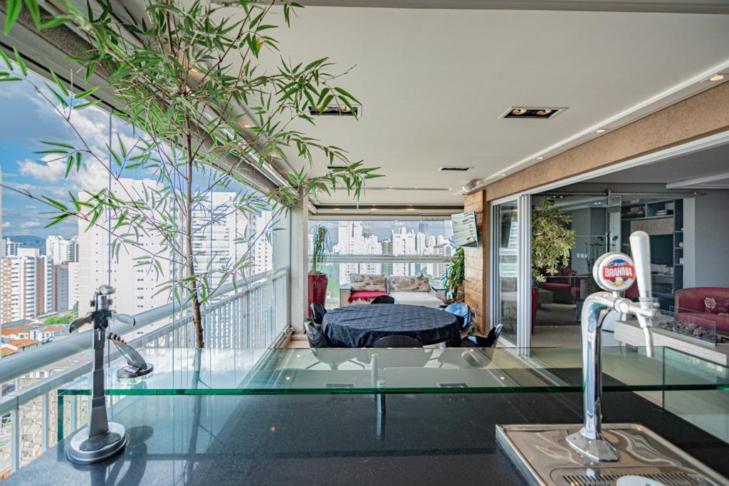 Apartamento com 4 Quartos à Venda, 206 m²em Vila Romana - São Paulo