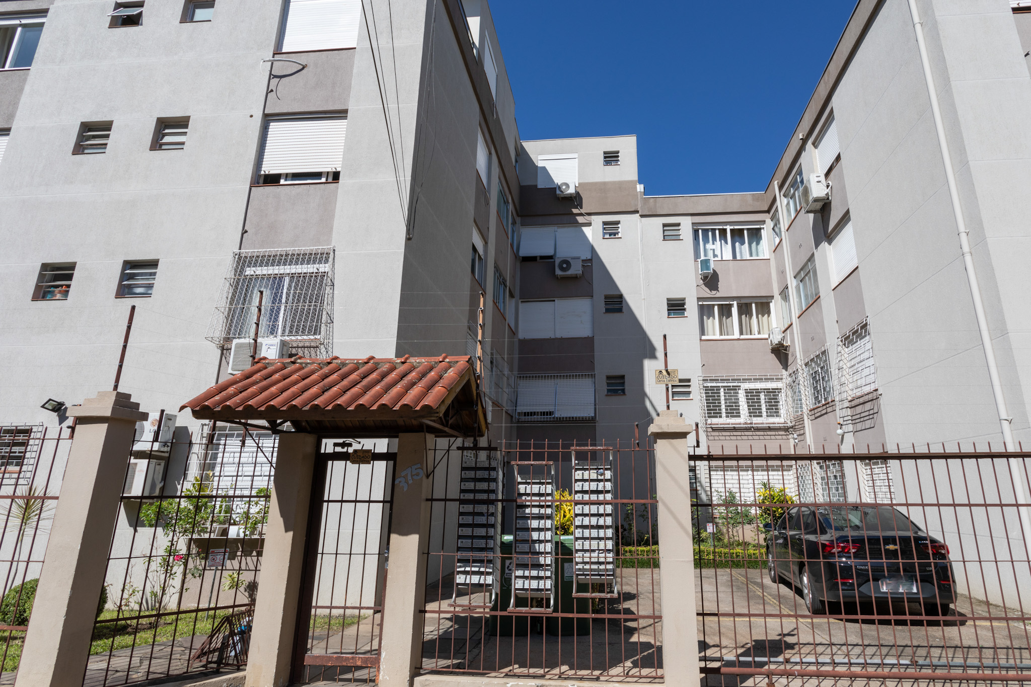 Foto do imóvel: Cobertura com 2 Quartos à Venda, 80 m² em Vila Ipiranga - Porto Alegre