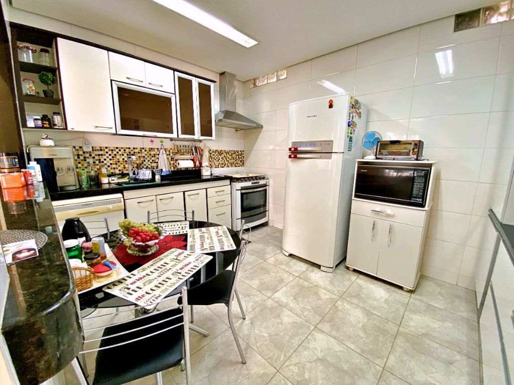 Foto do imóvel: Casa com 3 Quartos à Venda, 266 m² em Planalto - Belo Horizonte Foto do imóvel: Casa com 3 Quartos à Venda, 266 m² em Planalto - Belo Horizonte