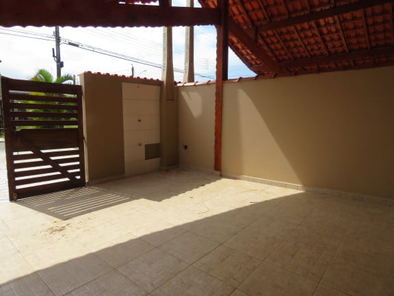 Imagem Casa com 2 Quartos à Venda, 77 m² em Mongaguá