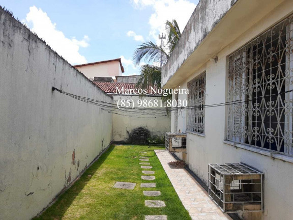 Imagem Casa com 4 Quartos à Venda, 279 m²em Vila União - Fortaleza