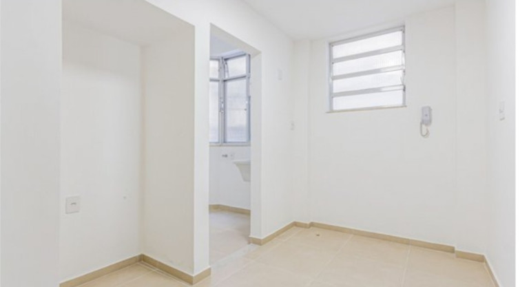Imagem Apartamento com 2 Quartos à Venda, 133 m² em Copacabana - Rio de Janeiro
