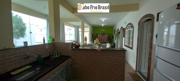 Imagem Casa de Vila com 4 Quartos à Venda, 122 m²em Peró - Cabo Frio