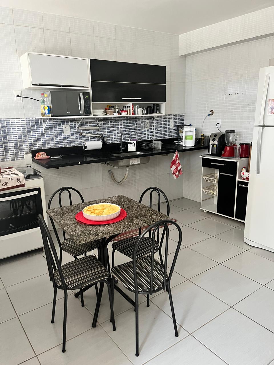Foto do imóvel: Casa com 2 Quartos para Alugar, 130 m² em Brotas - Salvador