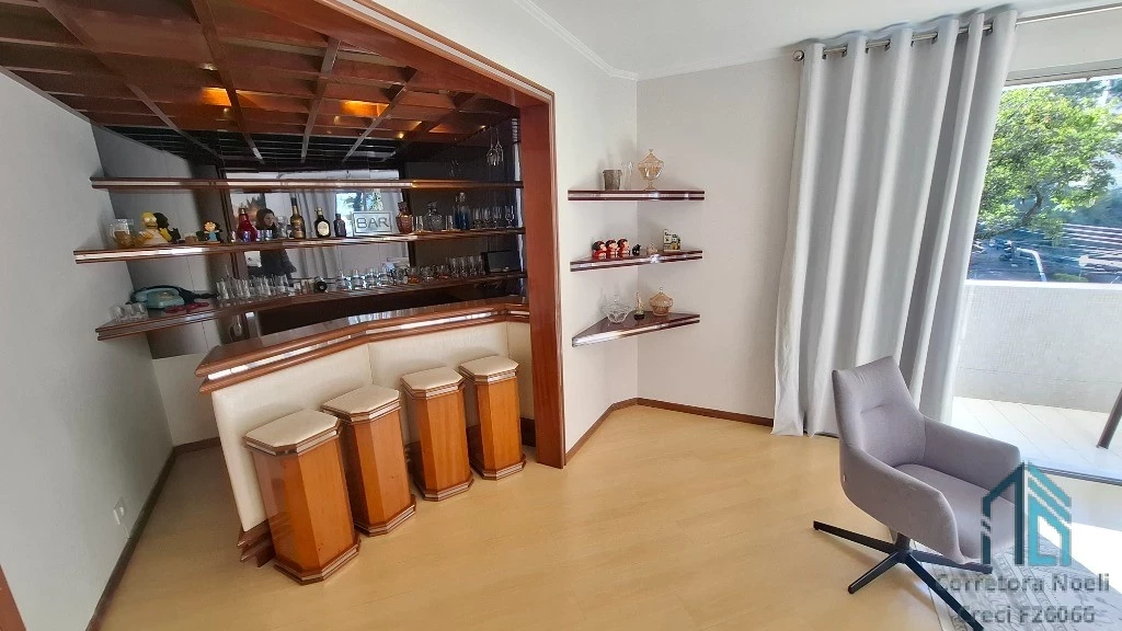 Foto do imóvel: Apartamento com 3 Quartos à Venda, 165 m² em Água Verde - Curitiba